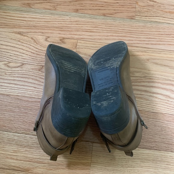 Forever 21 Booties - Picture 5 of 6